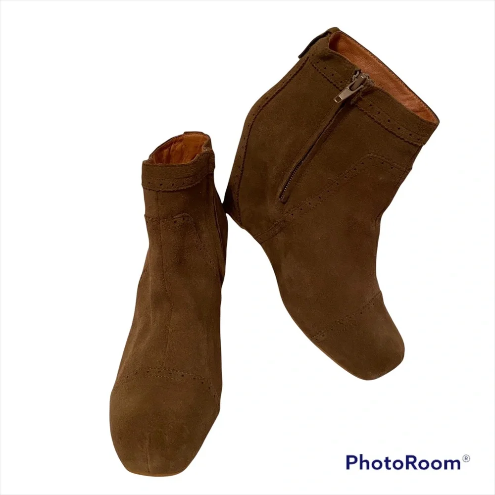 JEFFREY CAMPBELL SHOES BOOTS ANKLE BOOTIES BROWN SUEDE LEATHER WEDGE ZIP SIZE 8
